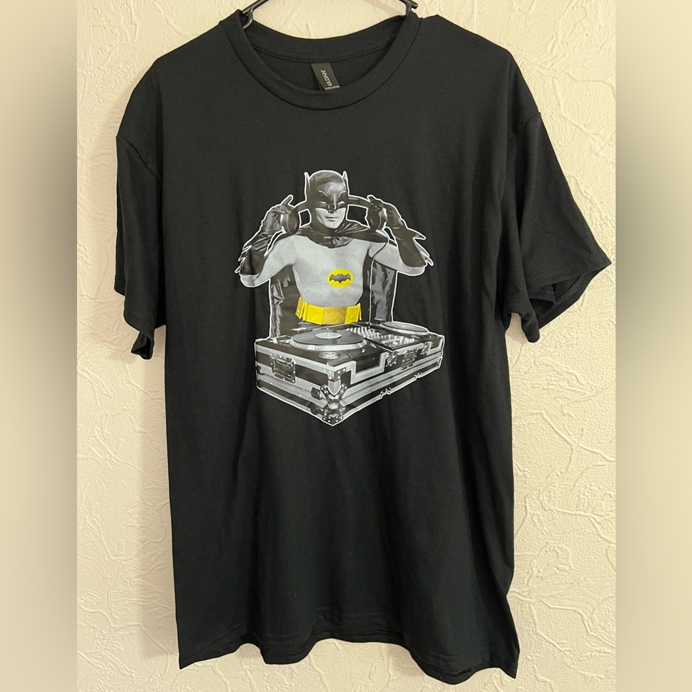 DJ Batman Shirt Size Large NWOT